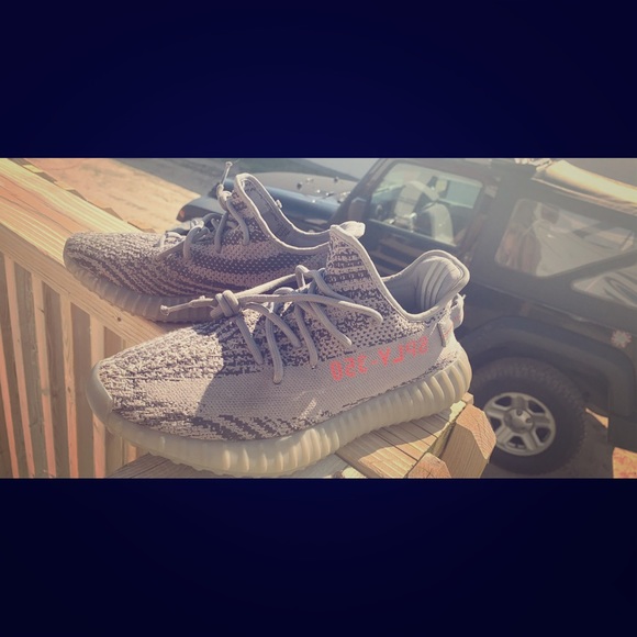 YEEZY BELUGA 350 SIZE 9 SOLD❌ - Picture 3 of 11